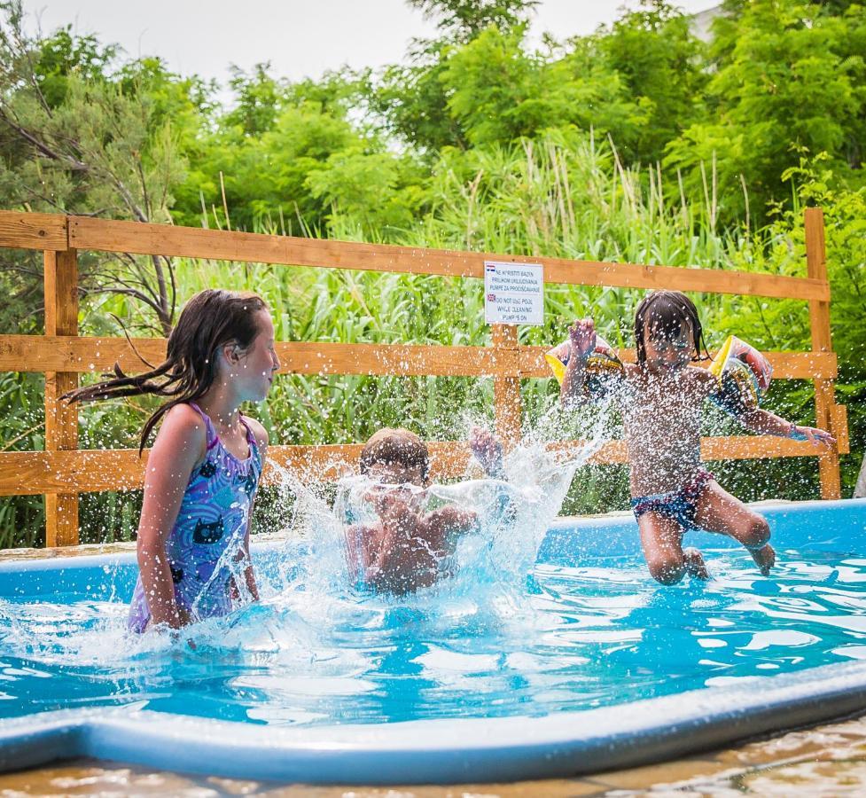 Apartmani Mabele Pag Town Dış mekan fotoğraf